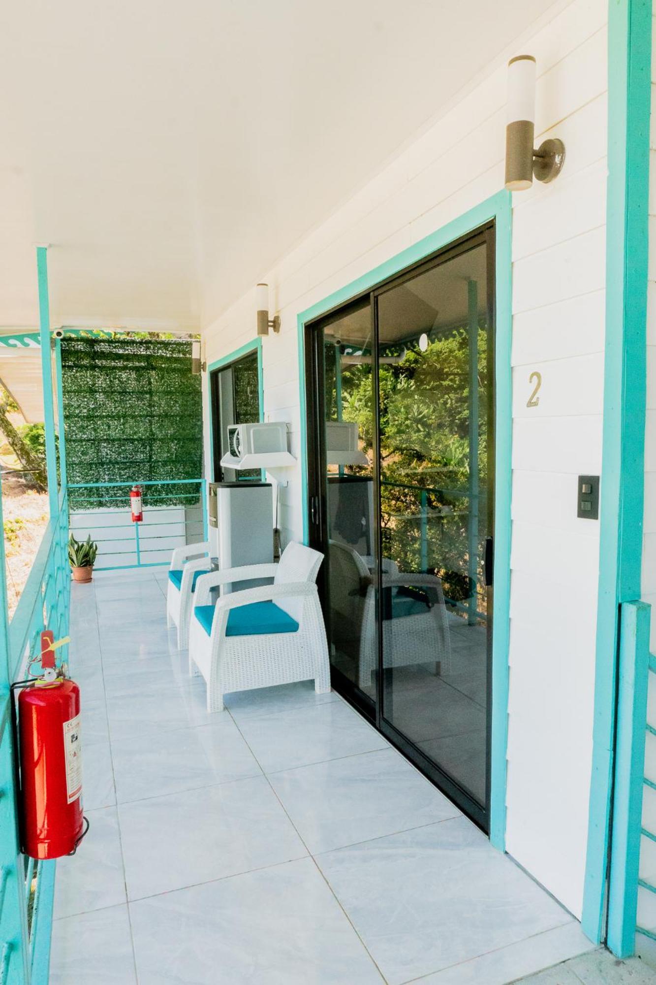 Ocean'S Breeze Apartment And Rooms Puerto Viejo de Talamanca Экстерьер фото